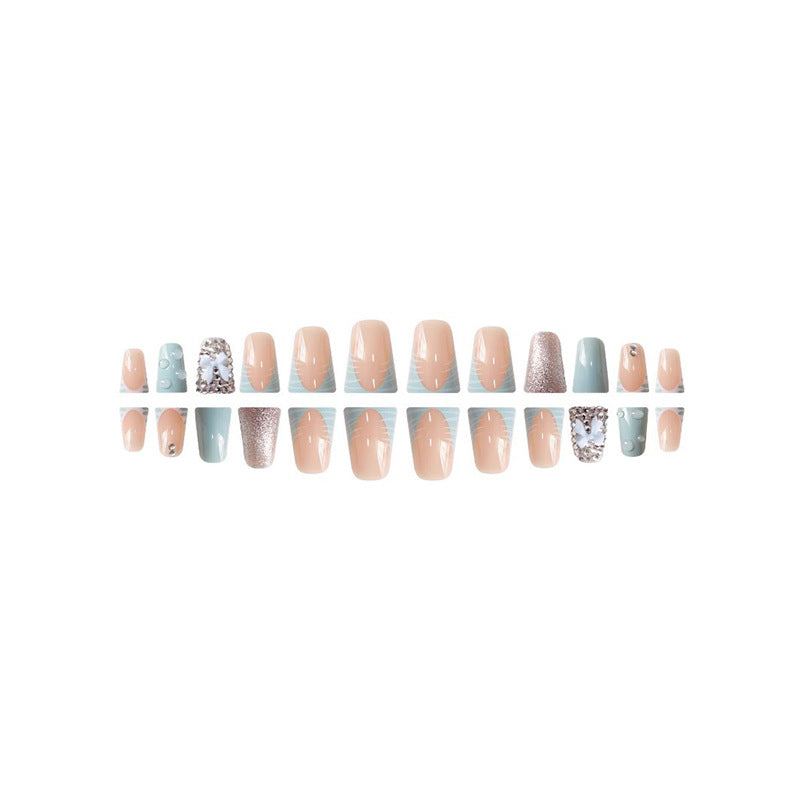 Dekoratives Nagelkunst-Set mit 3D Schleifen und Edelsteinen Brehn
