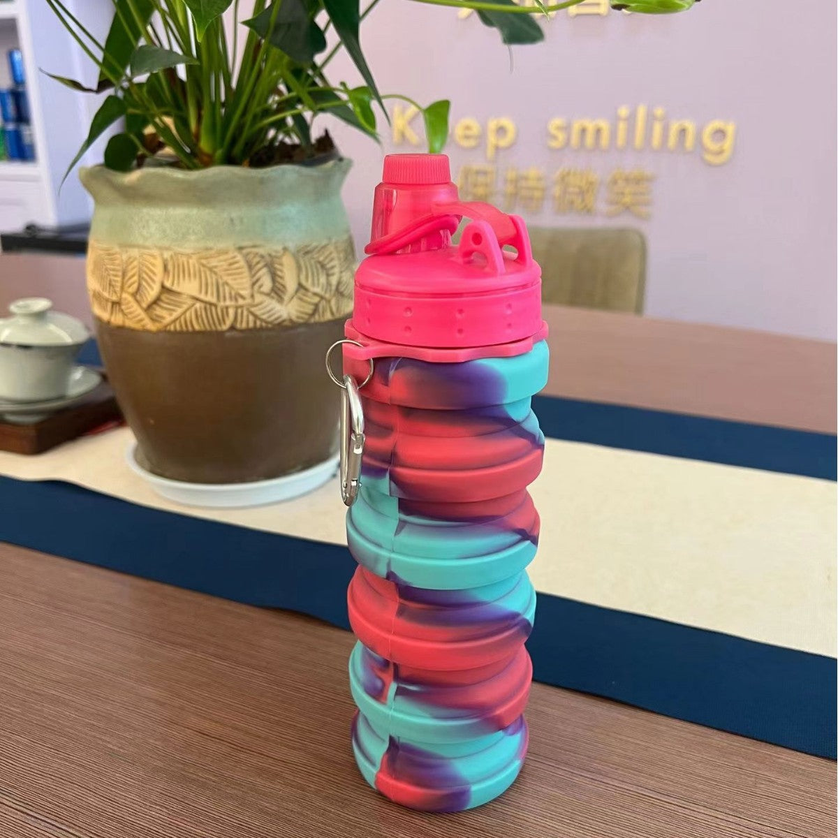 Unisex Faltbare Sporttrinkflasche mit Karabinerhaken Brehn