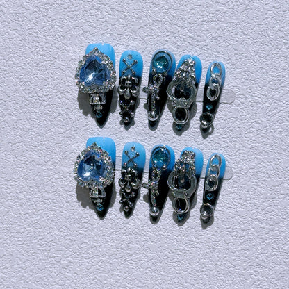 Glamouröse Nagelkunst Verlängerungen