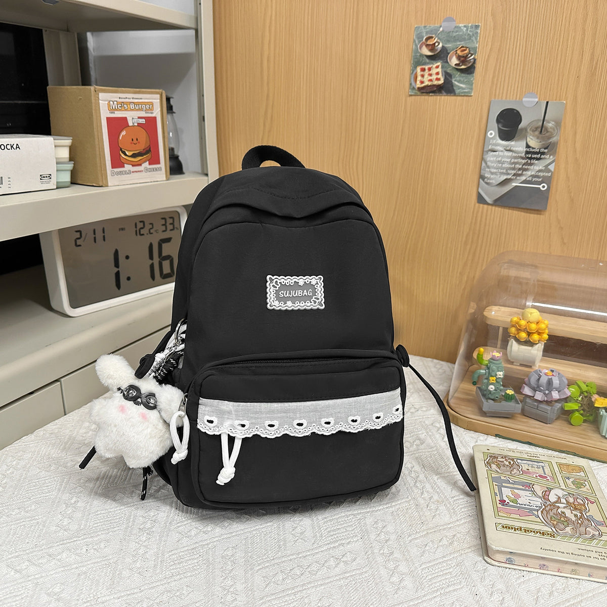 Stylischer kompakter Mini-Rucksack mit niedlichen Akzenten Brehn