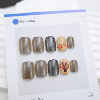 Kunstnagelset mit kreativen Oktoberfest Motiven Brehn