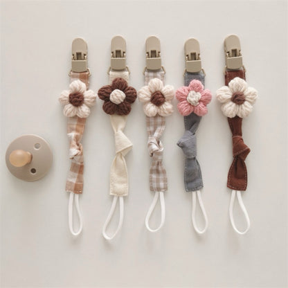 Bio-Baumwolle Schnuller-Leine mit Schnellverschluss-Clip und handgestrickter Blume