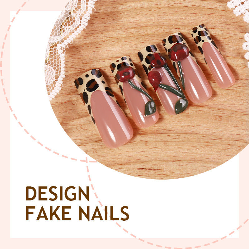 Kunstnagelset mit exklusivem Leoparden-Design und kreativen Akzenten Brehn