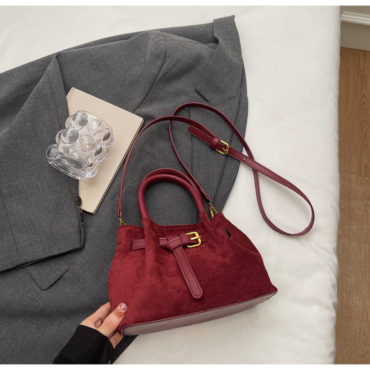 Elegante Wildleder Handtasche Brehn