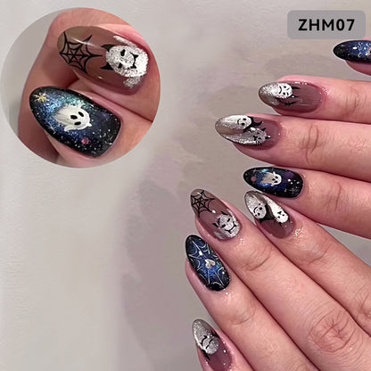 Dekoratives Press-On-Nagelset mit kunstvollen Designs Brehn