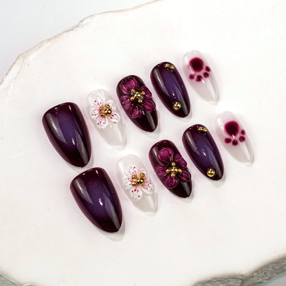 Elegantes blumeninspiriertes Aufklebenägel-Set