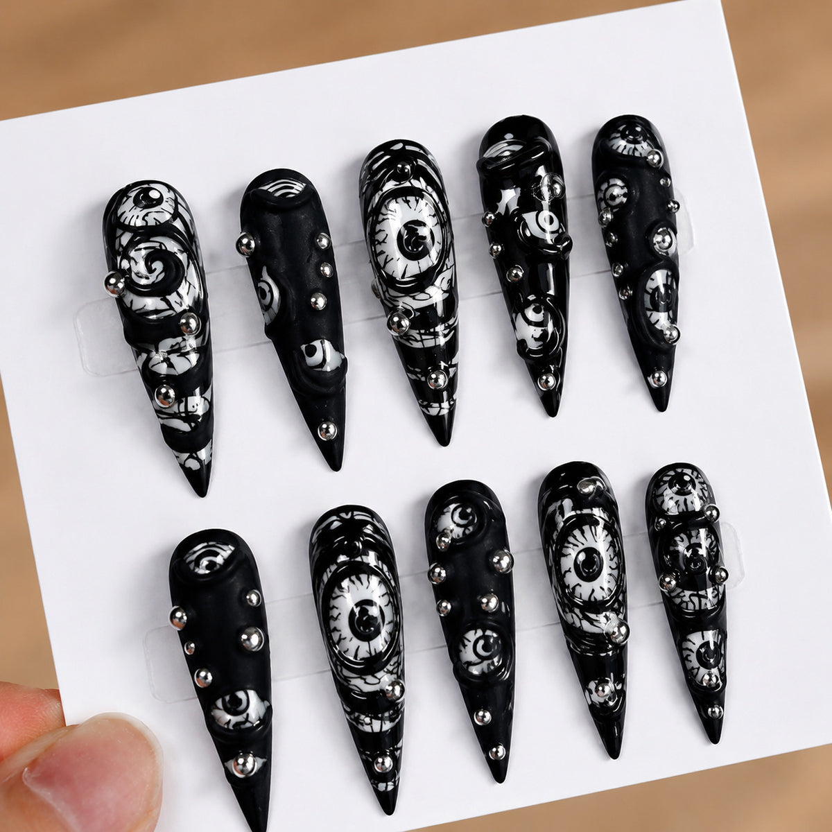 Spooky Themed Press-On Nägel Set Brehn