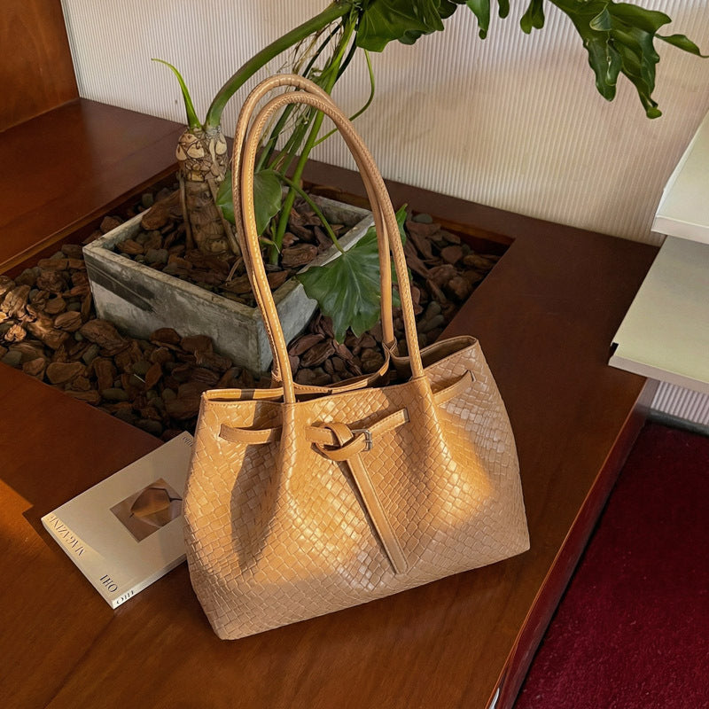 Texturiertes Leder Tote Bag Brehn