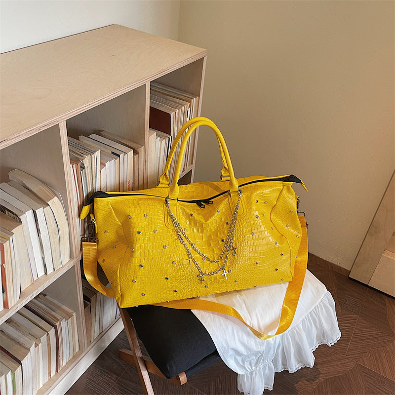 Elegante Sport- und Reisetasche Im Modernen Design Brehn