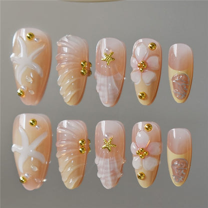 Elegantes Blumendesign-Nagelset Brehn