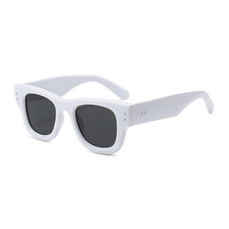 Retro-inspirierte auffällige Rahmen-Sonnenbrille Brehn