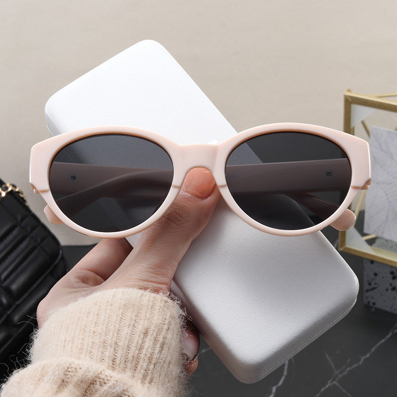 Damen Cat-Eye Sonnenbrille mit exotischem Design und robustem Rahmen Brehn