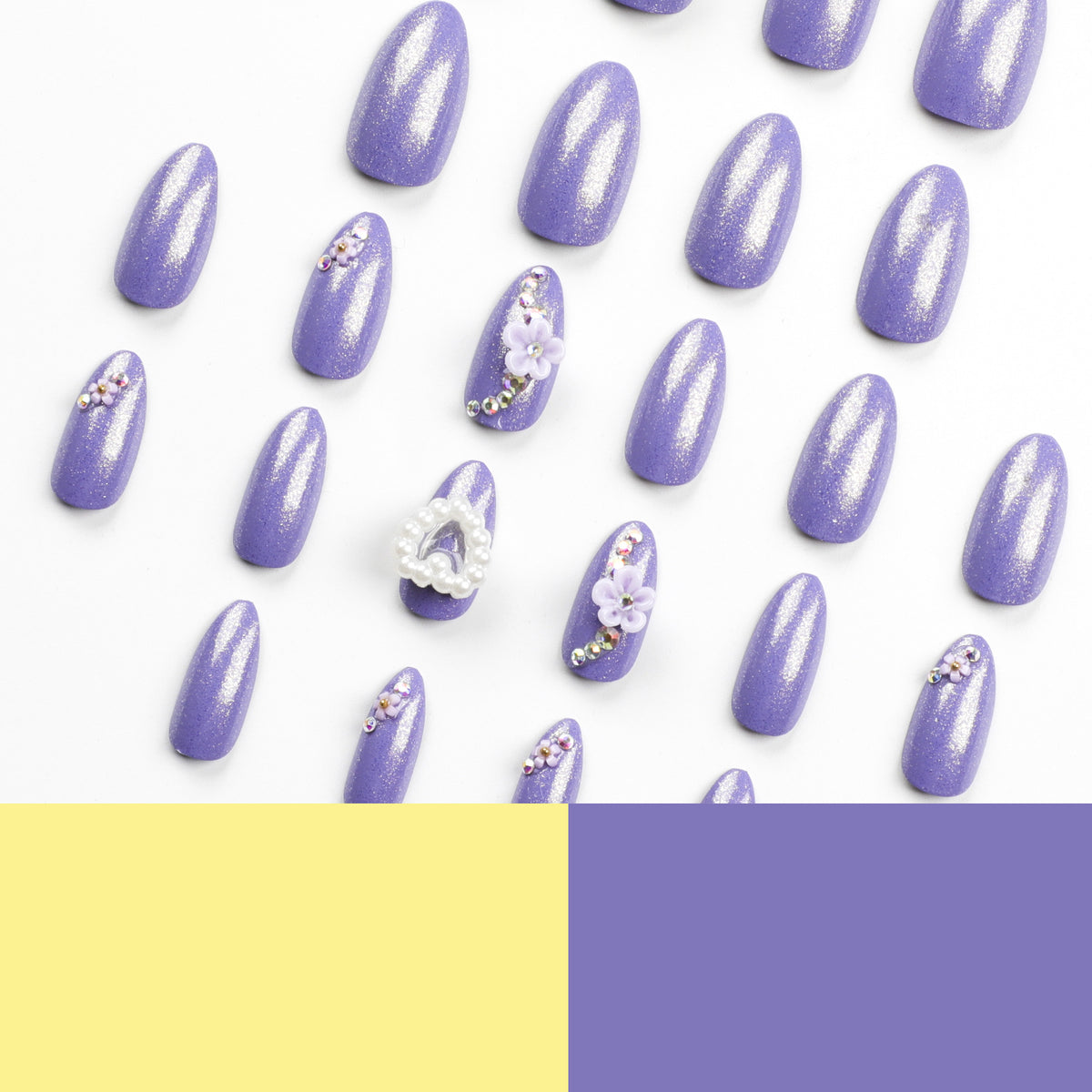 Kunstvolle Nagelkunst mit Blumen-Verzierungen Brehn
