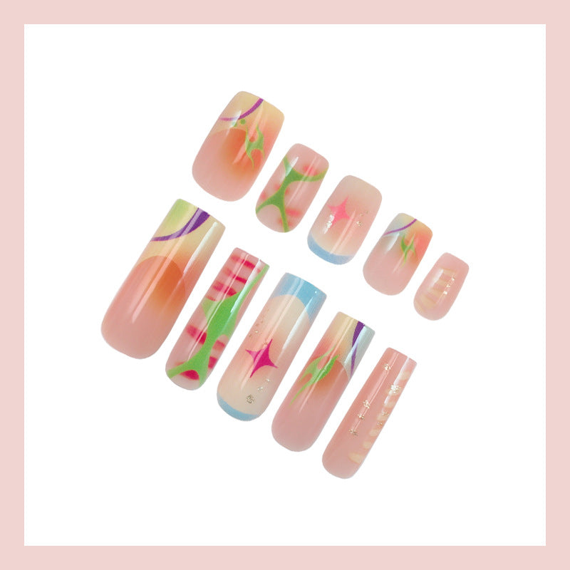 Kunstnagelset mit kreativen Designs und bunten Akzenten Brehn