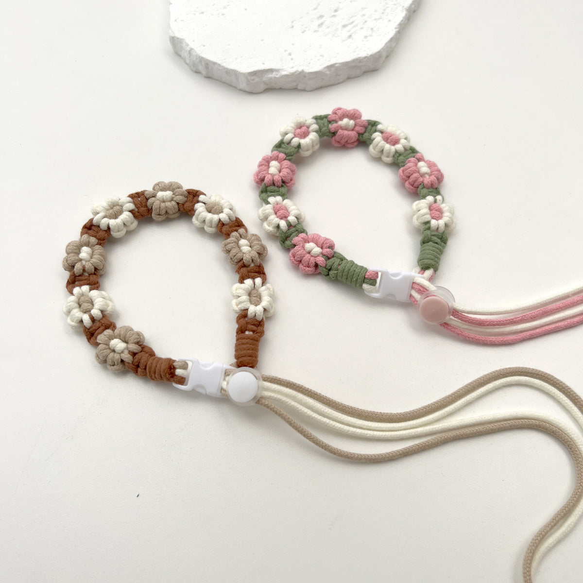 Floral Makramee Brillenband Brehn