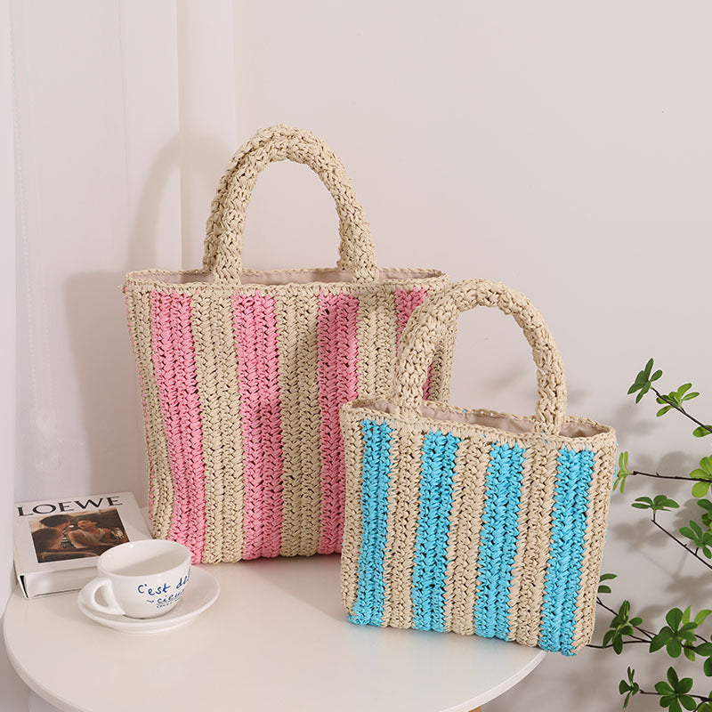 Modische Basttasche mit Strukturiertem Faltendesign Brehn