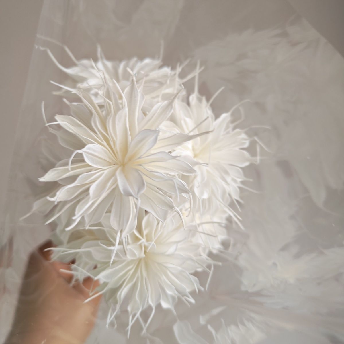 Dekorativer künstlicher Blumenstrauß