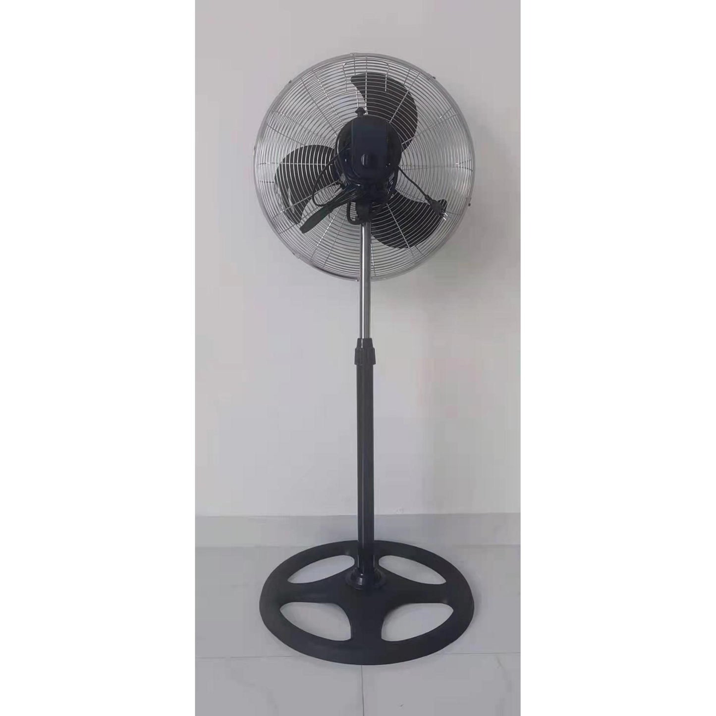 Damen Hochleistungs-Standventilator mit mehrfacher Neigungs- und Höhenverstellung Brehn