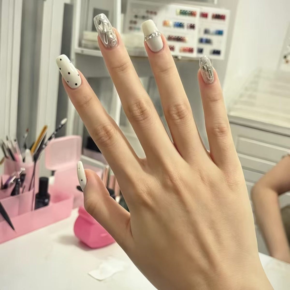 Glamouröse Nagelkunst