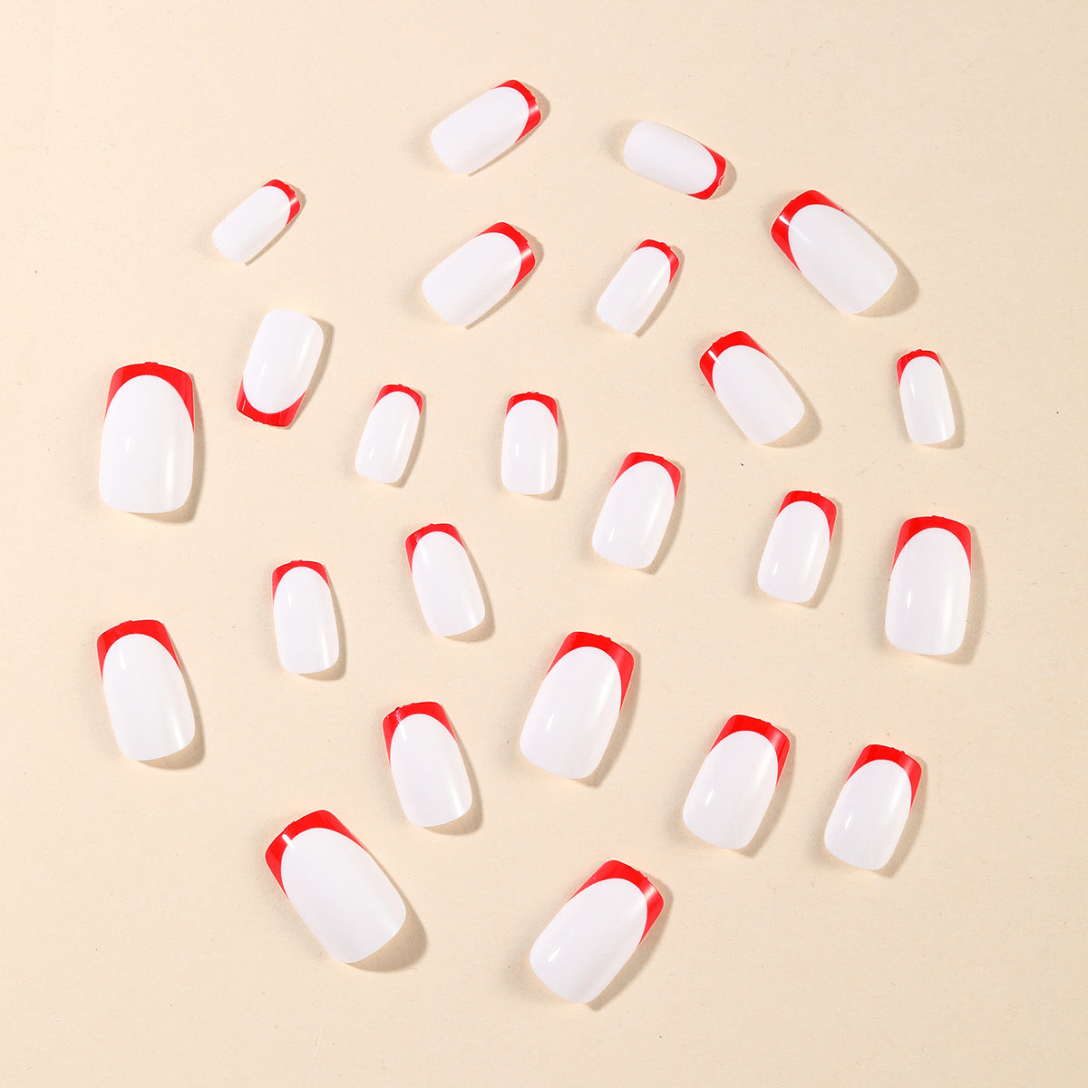 Künstlerisches Französisches Spitzen-Naildesign Brehn