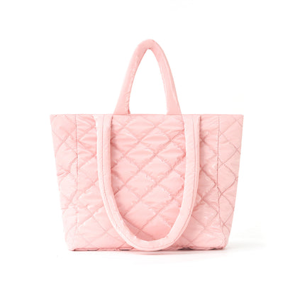 Gepolsterte Tragetasche Im Modernen Karo-Design Brehn