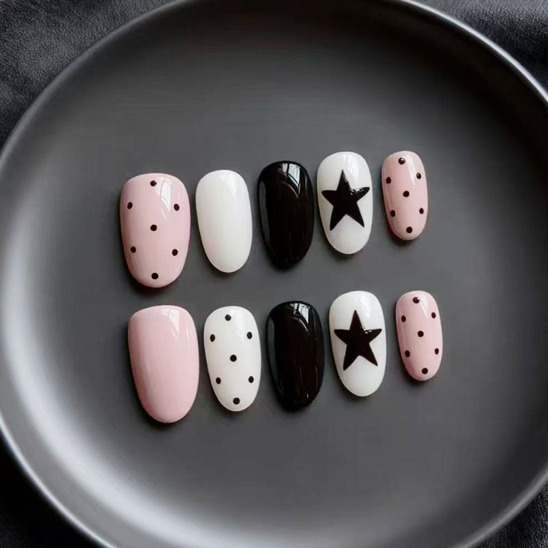 Künstlerische Themen Nageldesign Kollektion Brehn