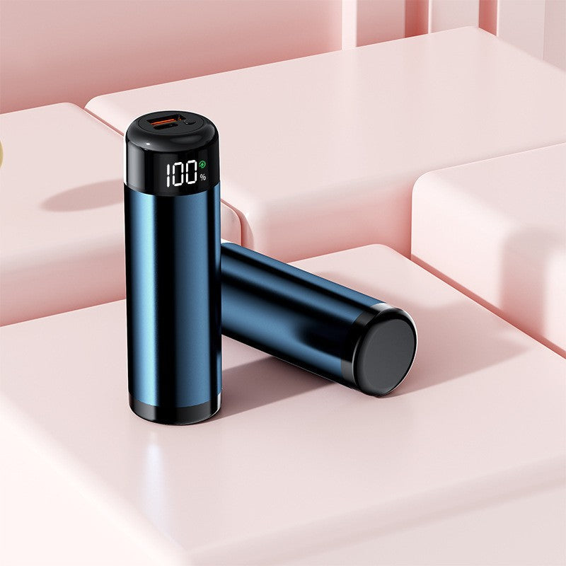 Powerbank mit Digitaler Ladeanzeige und Integrierter Taschenlampe Brehn
