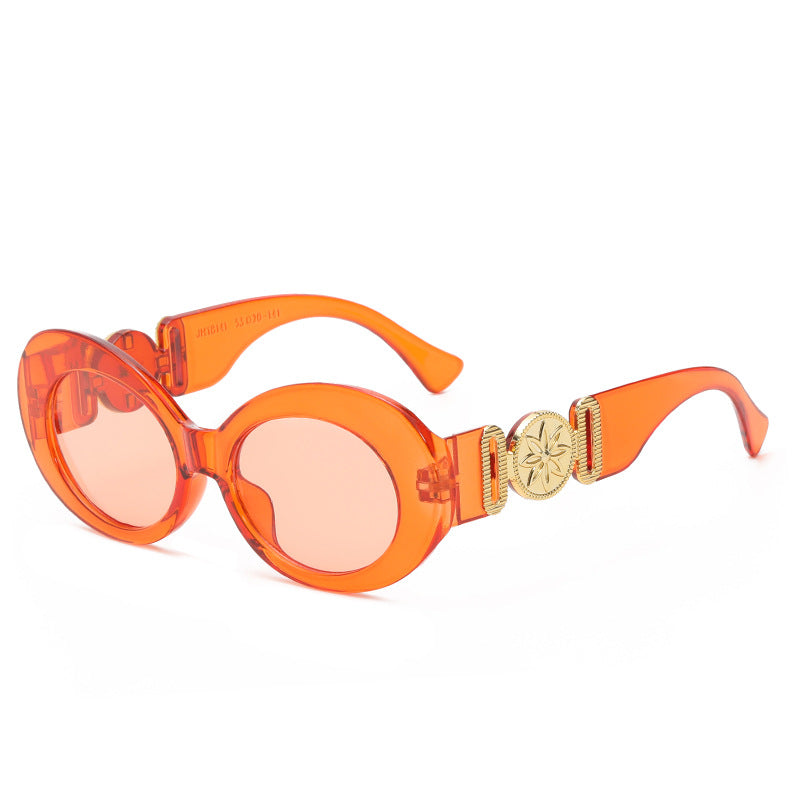 Damen modische Sonnenbrille mit auffälligen goldenen Akzenten Brehn