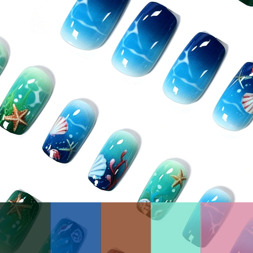 Künstlerisch vom Ozean inspiriertes Nail Art Enhancement Brehn