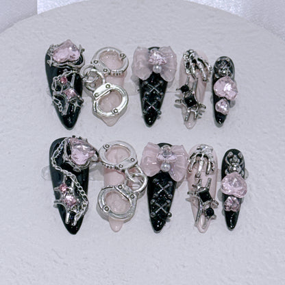 Glamouröse Nagelkunst Verlängerungen