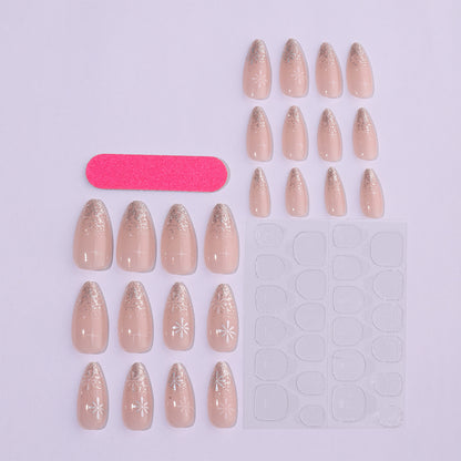 Kunstnagelset mit elegantem Glitzer-French-Design und kunstvollen Verzierungen Brehn