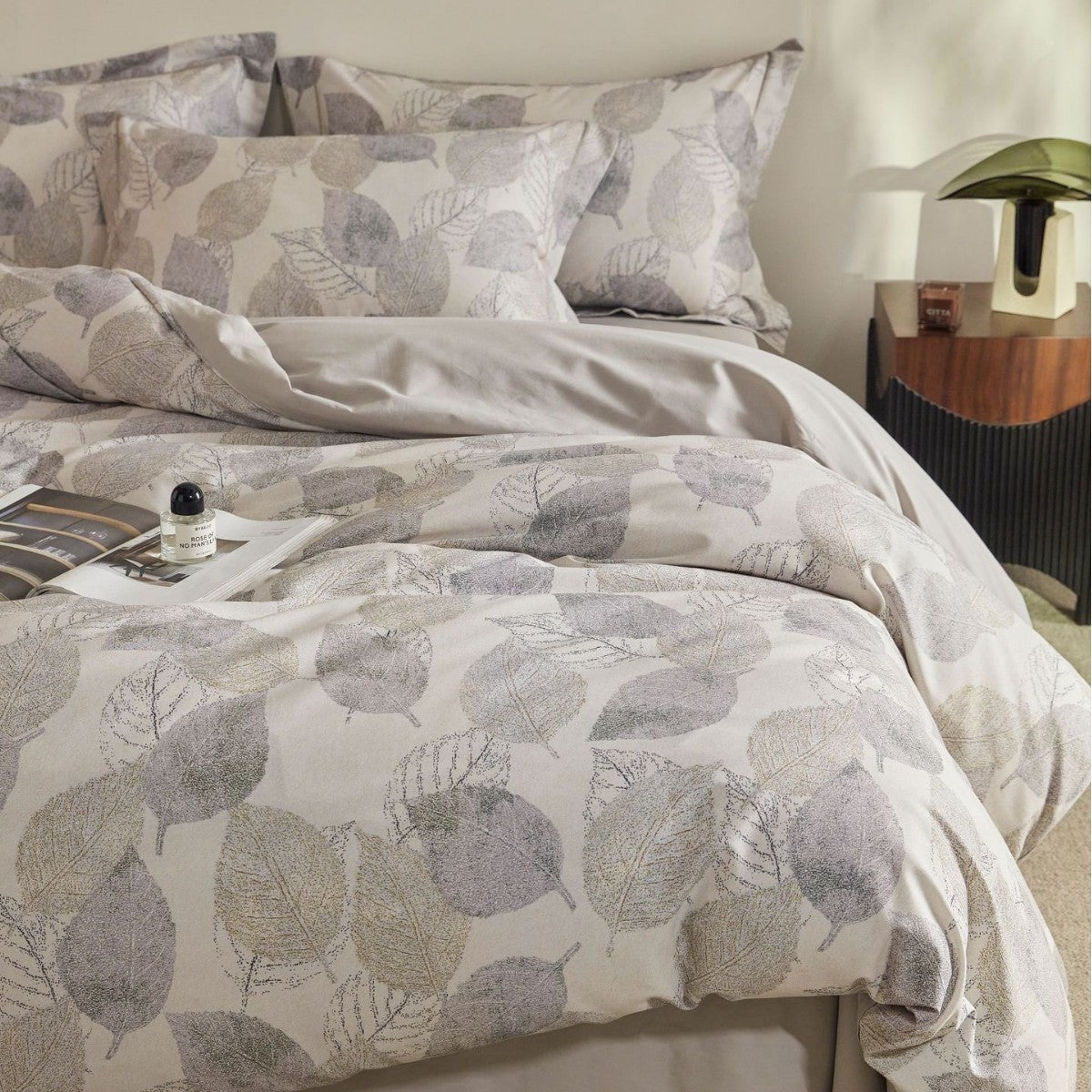 Luxuriöses Baumwollsatin Bettwäsche-Set mit Aquarellblütenmuster