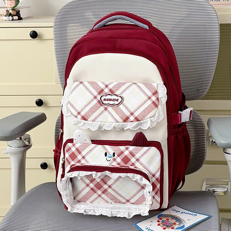 Stylischer Mehrfach-Taschen-Rucksack mit niedlichen dekorativen Akzenten Brehn