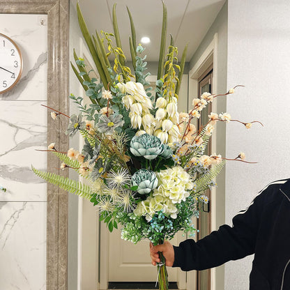 Außergewöhnliches künstliches Blumenarrangement