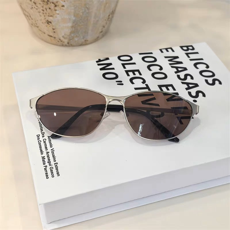 Modische Metal Sonnenbrille Im Modernen Design Brehn
