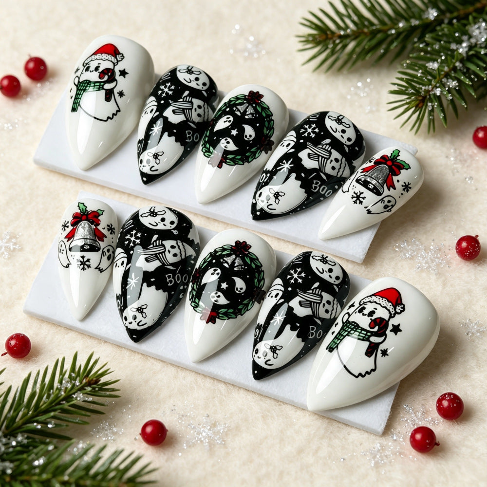 Kunstnägel mit Weihnachtlichem Design Brehn