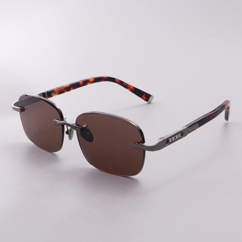 Damen Elegante Sonnenbrille im modernen Retro-Stil Brehn