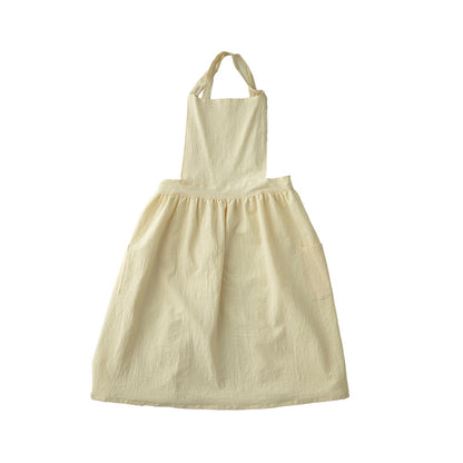 Lässiges Schürzenkleid mit verstellbaren Trägern, geraffter Taille und Seitentaschen Brehn