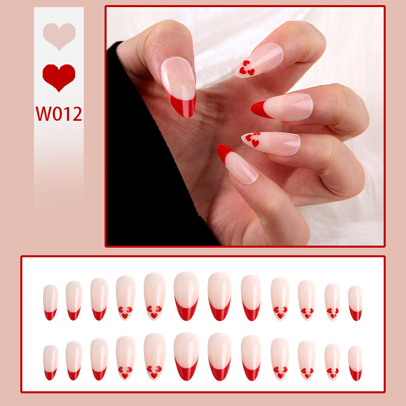 Kreative Herz-Nagelspitzen Brehn