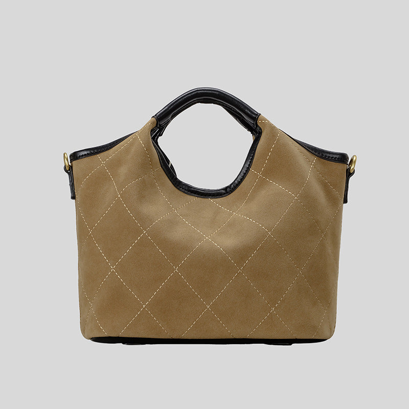 Gepolsterte Wildleder-Handtasche