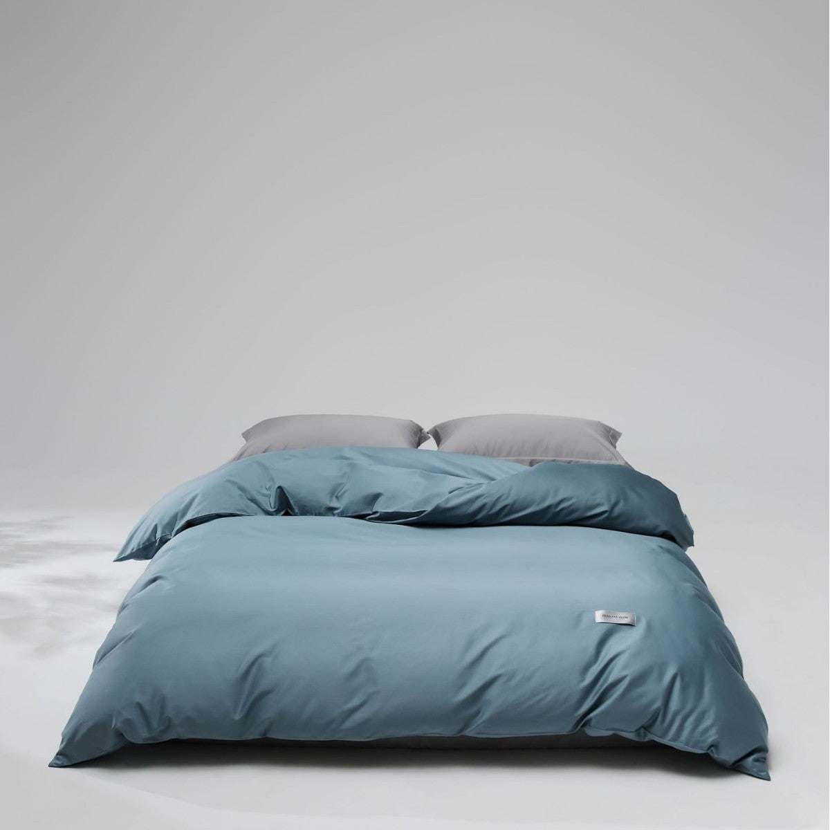 Mako-Baumwoll-Satin Bettwäsche-Set mit verdecktem Reißverschluss und Kissenbezügen Brehn