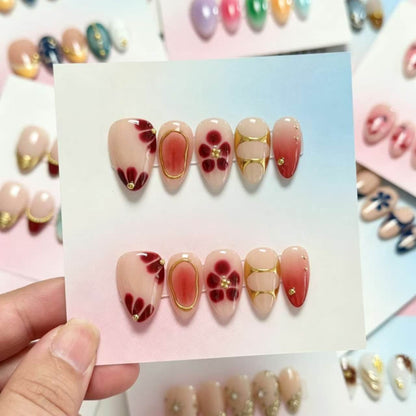 Dekoratives Handgefertigtes Press-On Nagelkunstset mit von Strand inspirierten Designs