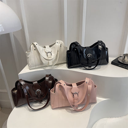 Elegante Handtasche aus Lackleder