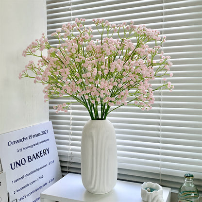 Dekorative Seidenblumenarrangement