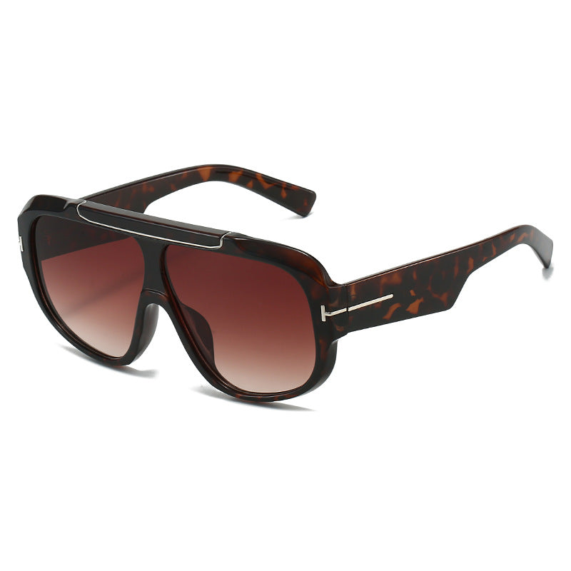 Damen sportliche Sonnenbrille mit stylischem Vollranddesign Brehn