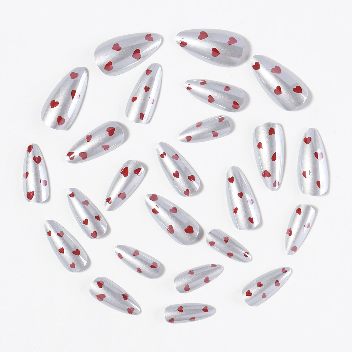 Kunstnagelset mit herzförmigem Design Brehn
