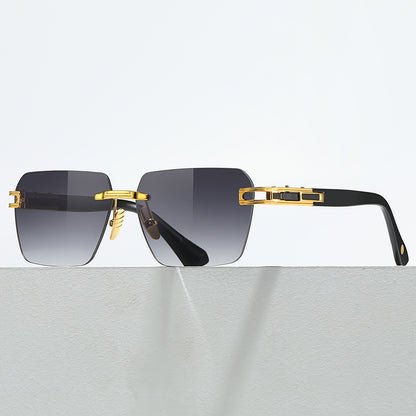 Fashion-Forward Übergroße Quadratische Sonnenbrillen Brehn