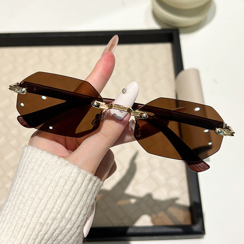 Damen futuristische Sonnenbrille mit geometrischem Rahmen und Holzdetails Brehn