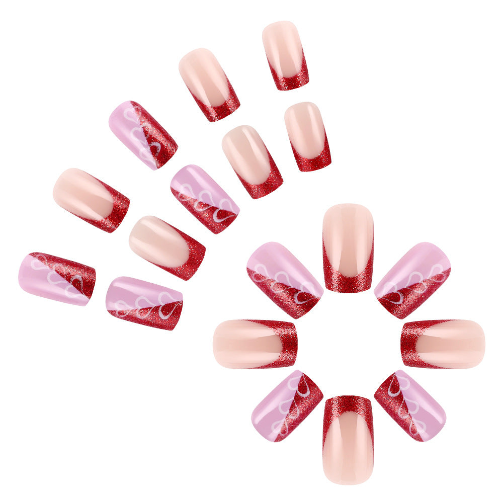 Herz-verzierte Acryl-Nagelkunst Brehn