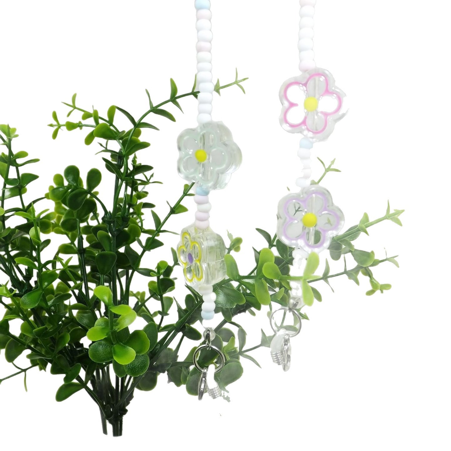 Verspielte Brillenhalterkette mit Blumenanhängern Brehn